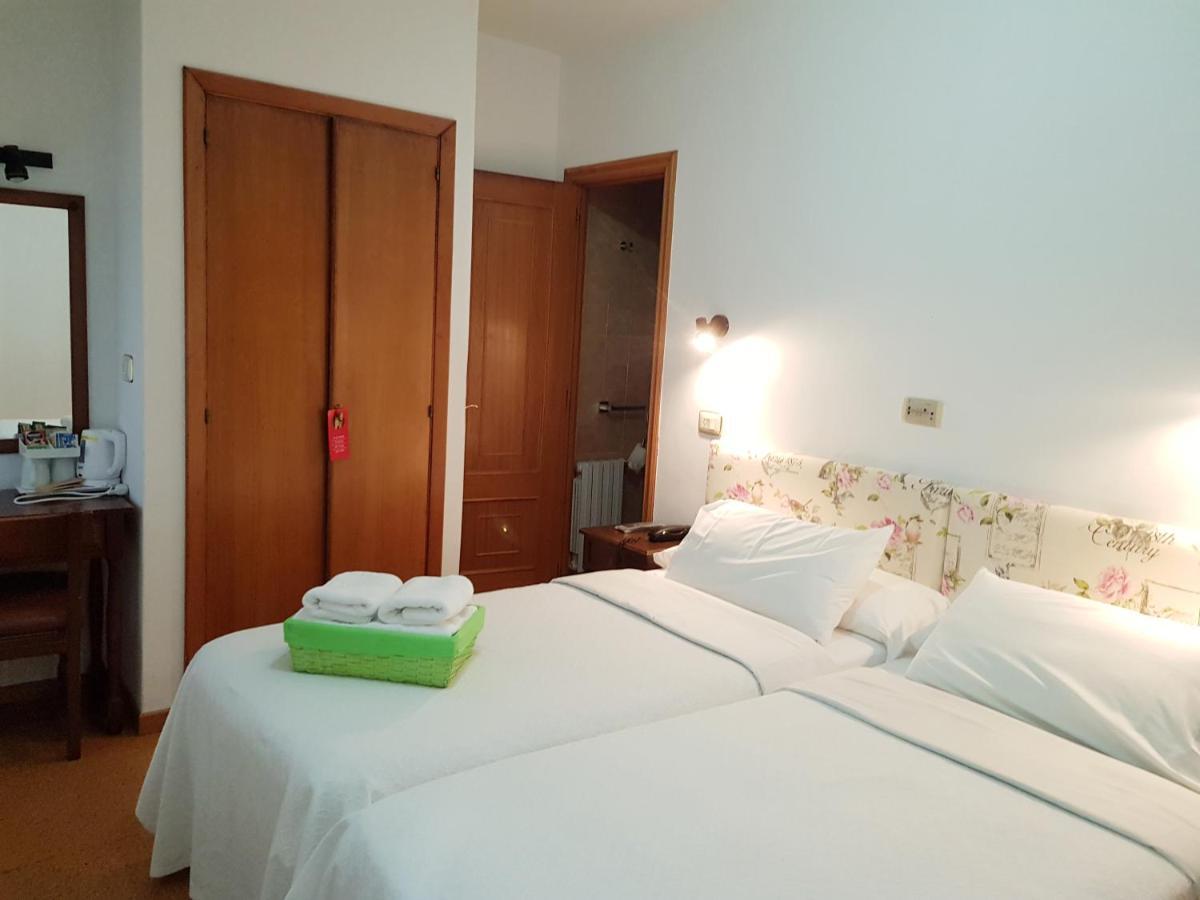 Carabela La Pinta Hotel Baiona
