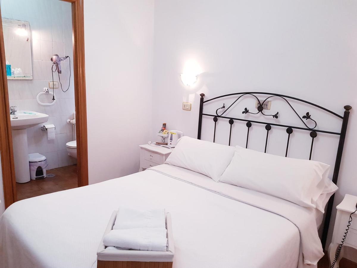 Carabela La Pinta Hotel