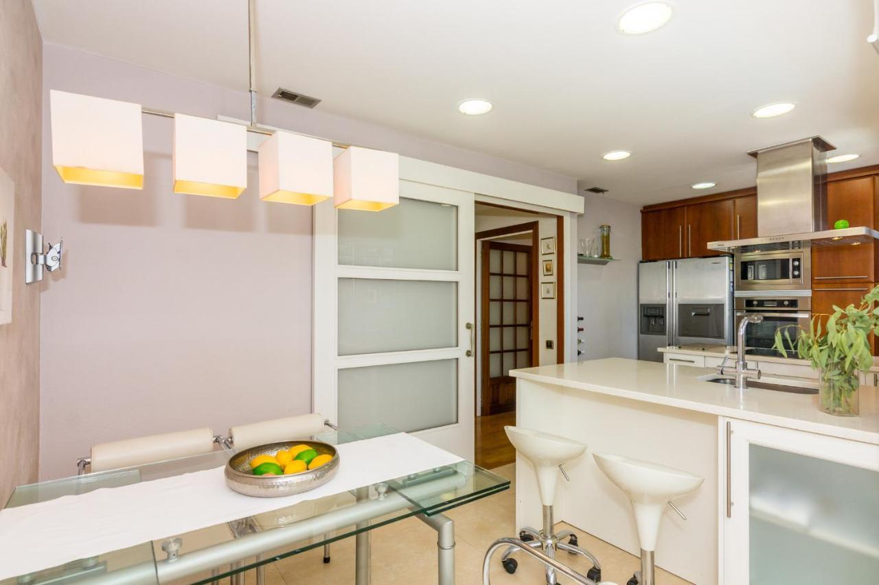Homeholidaysrentals Amaral * Pineda de Mar