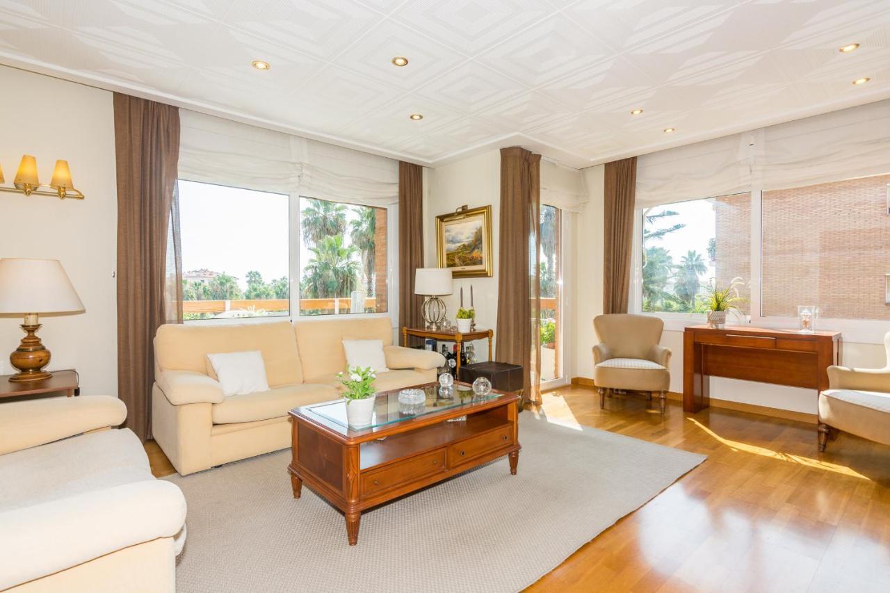 Homeholidaysrentals Amaral Apartment Pineda de Mar