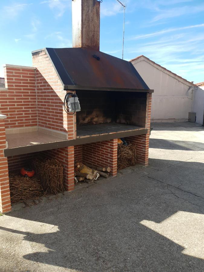 Hostal La Horra Guest house