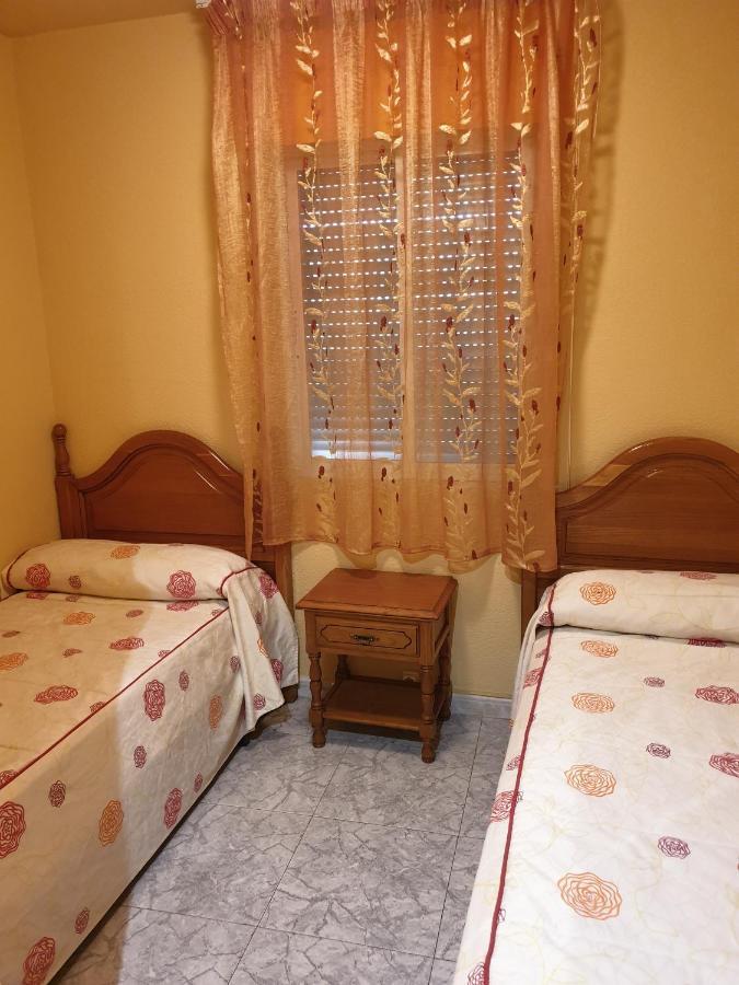 Hostal La Horra Guest house