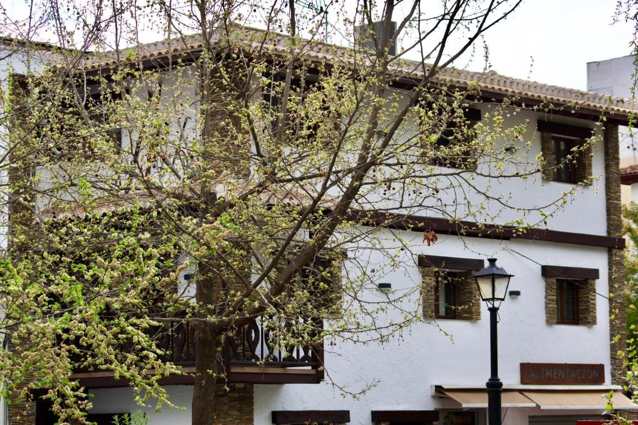 El Refugio Pinos Genil