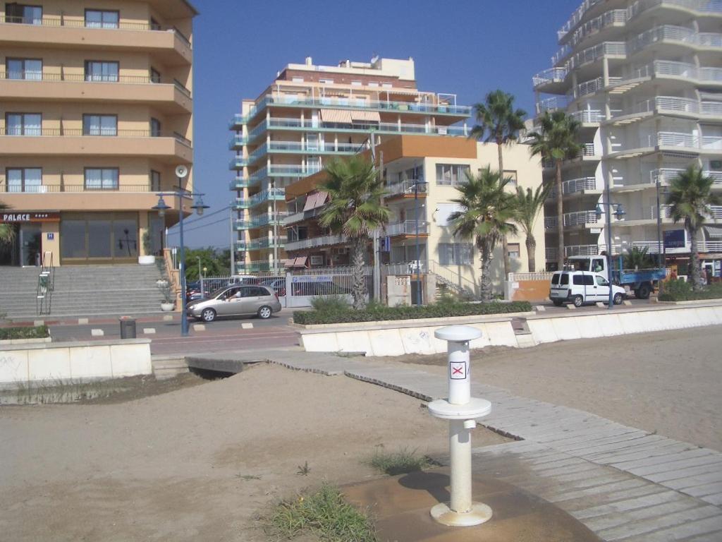 Luminoso Papa Luna Playa *