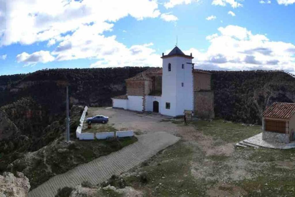 El Tranco Del Lobo Сasa de vacaciones Casas de Ves