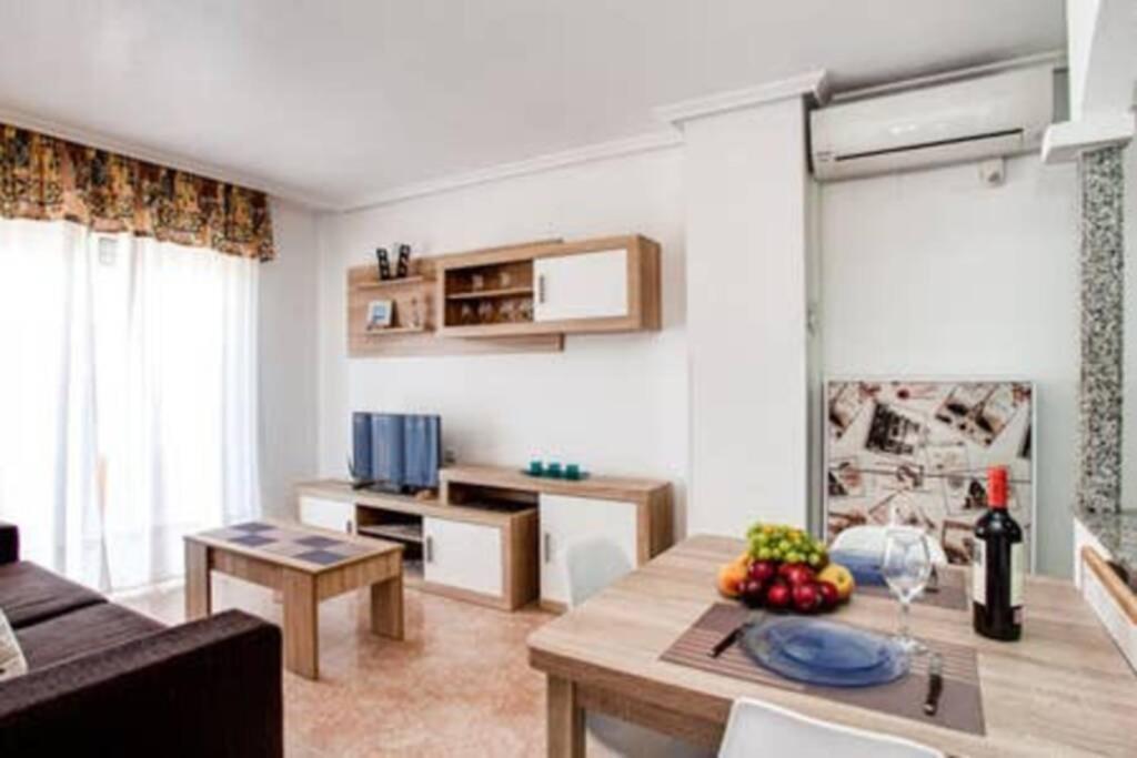 Apartamento Con Vista Al Mar - O&y 10 * Torrevieja