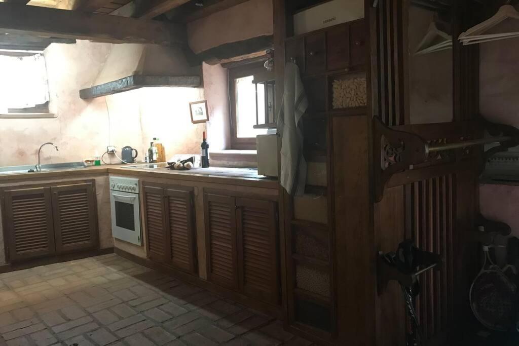 La Casa De *