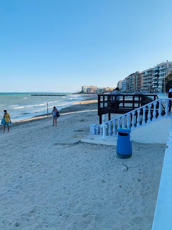Bonito De Dos Y Piscina Apartment Torrevieja