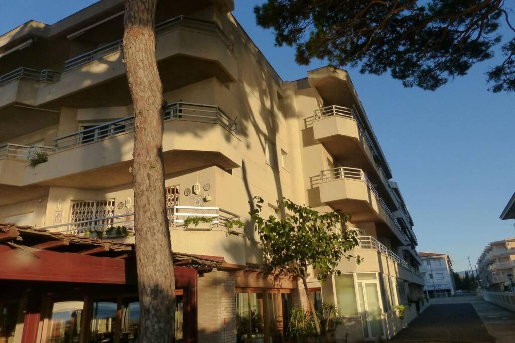 A 1ª Linea De Mar, Vilafortuny * Cambrils