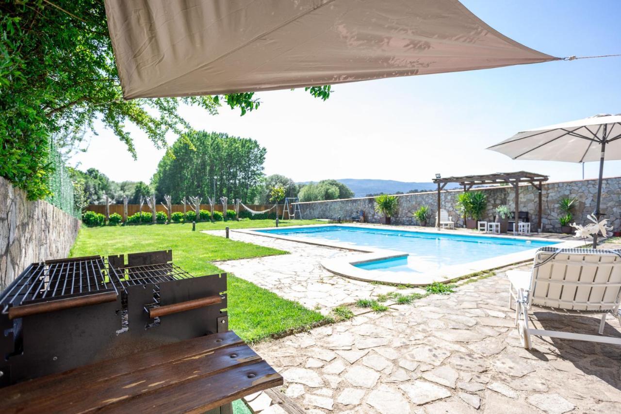 Le Llar, Casa Con Piscinas Cerca De Santiago De Compostela * Amés
