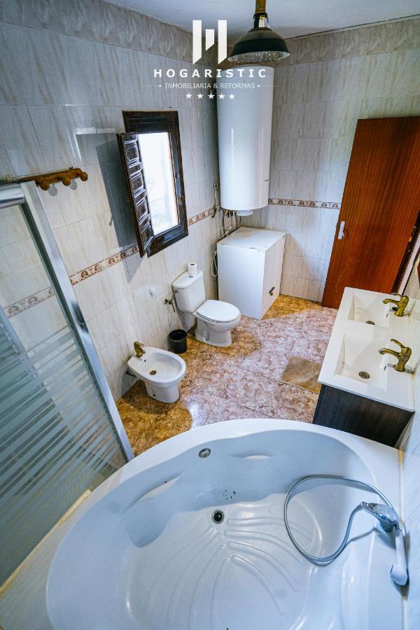 Casa Oasis 17 Pax Pool Jacuzzi Bbq * Reus