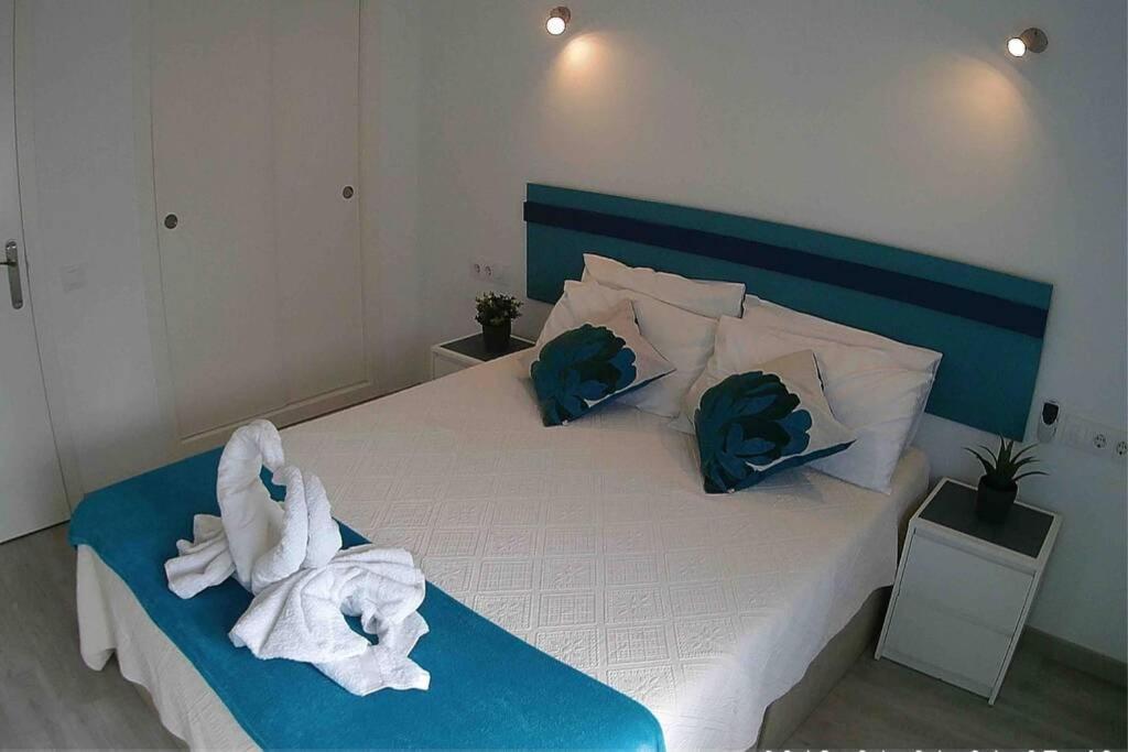 La Gaviota Apartment, In The Heart Of The Port
