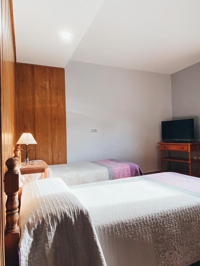 Valdevécar Hotel