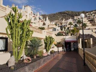 Apartahotel Ramada Residences By Wyndham Tenerife Costa Adeje