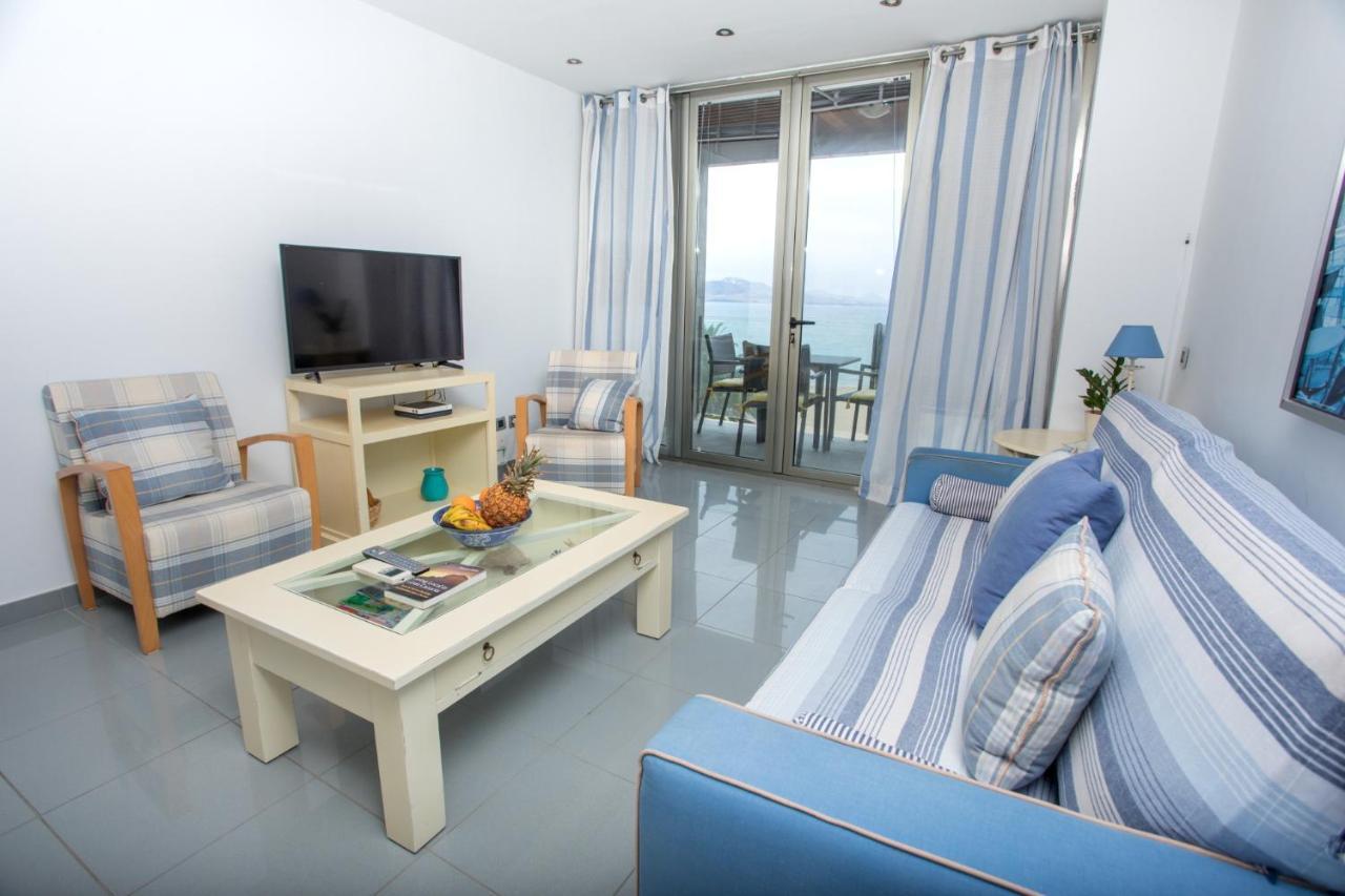 Great Balcony Over Blue Sea By Canariasgetaway Сasa de vacaciones *