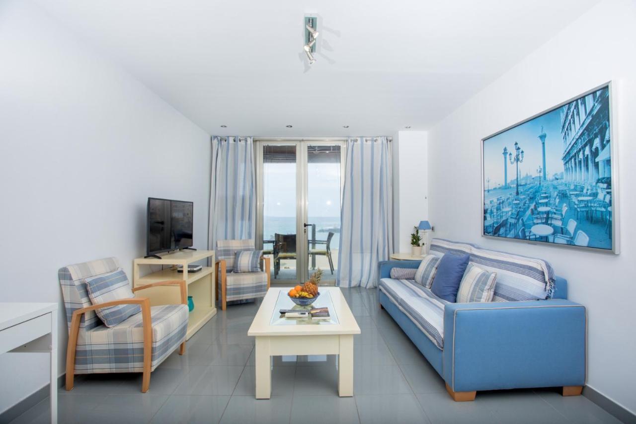 Great Balcony Over Blue Sea By Canariasgetaway Las Palmas de Gran Canaria