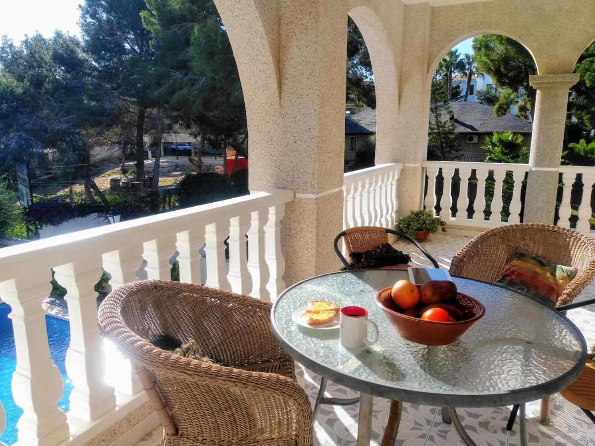 Estrella Del Mar Tranquil And Spacious Villa, Convenient Location 3-5 Mins' Walk To Amenities *
