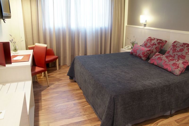 Azz Valencia Tactica 4* Paterna