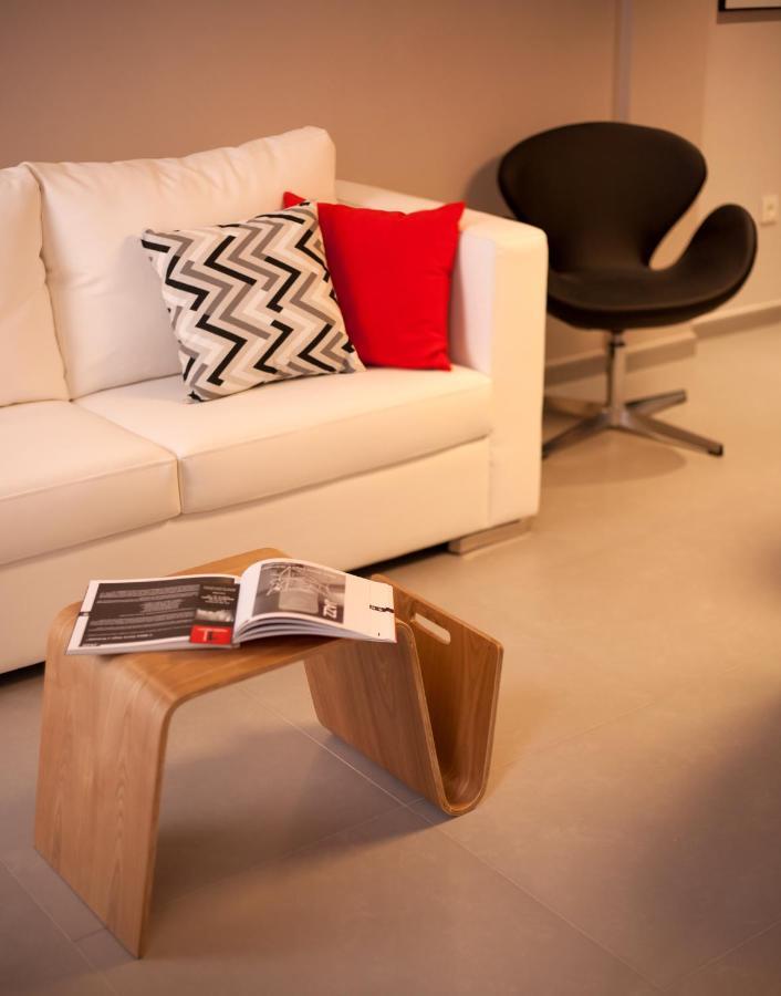 Apartamentos Caballerizas Granada Con Parking Gratuito En Pleno Centro Apartment Granada