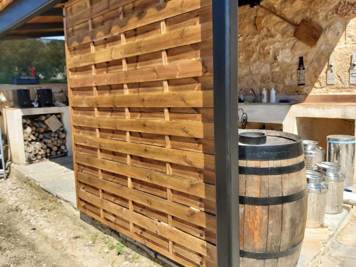 Farm stay El Lagar De La Navazuela La Rasa