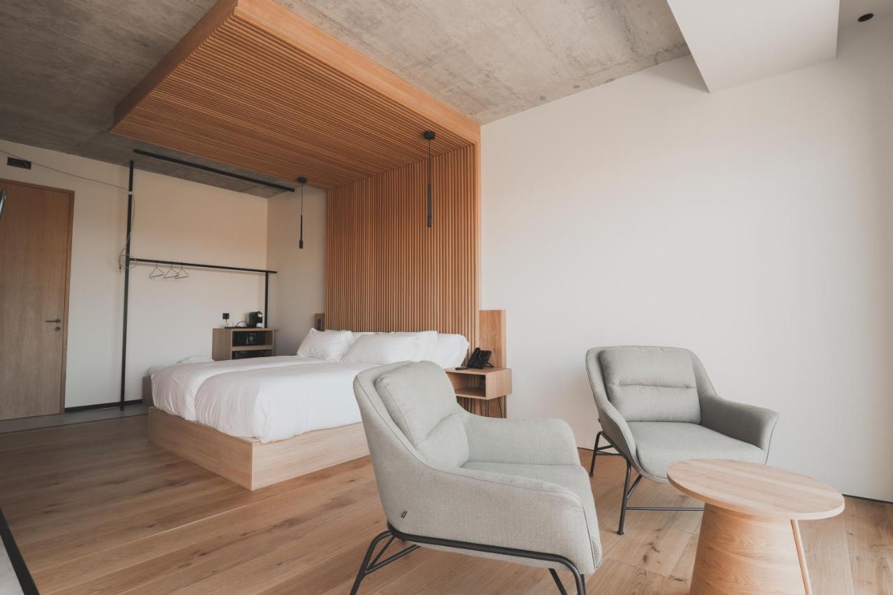 Atmos Boutique Hotel 4*