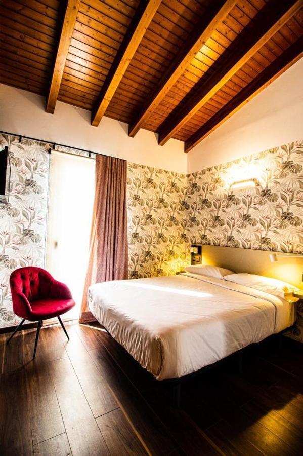 Hotel Molino Candeal Boutique & Caniles