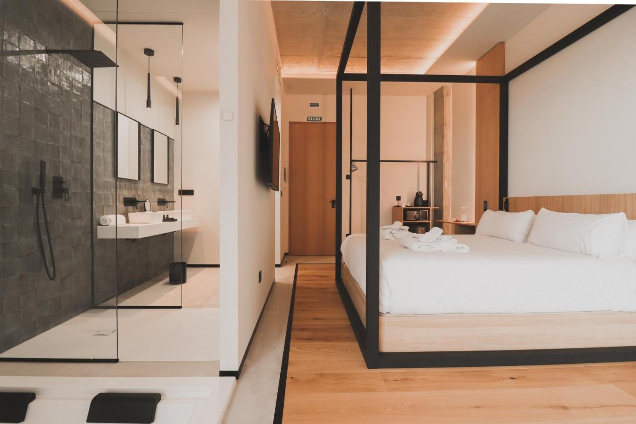 Atmos Boutique Hotel Outes