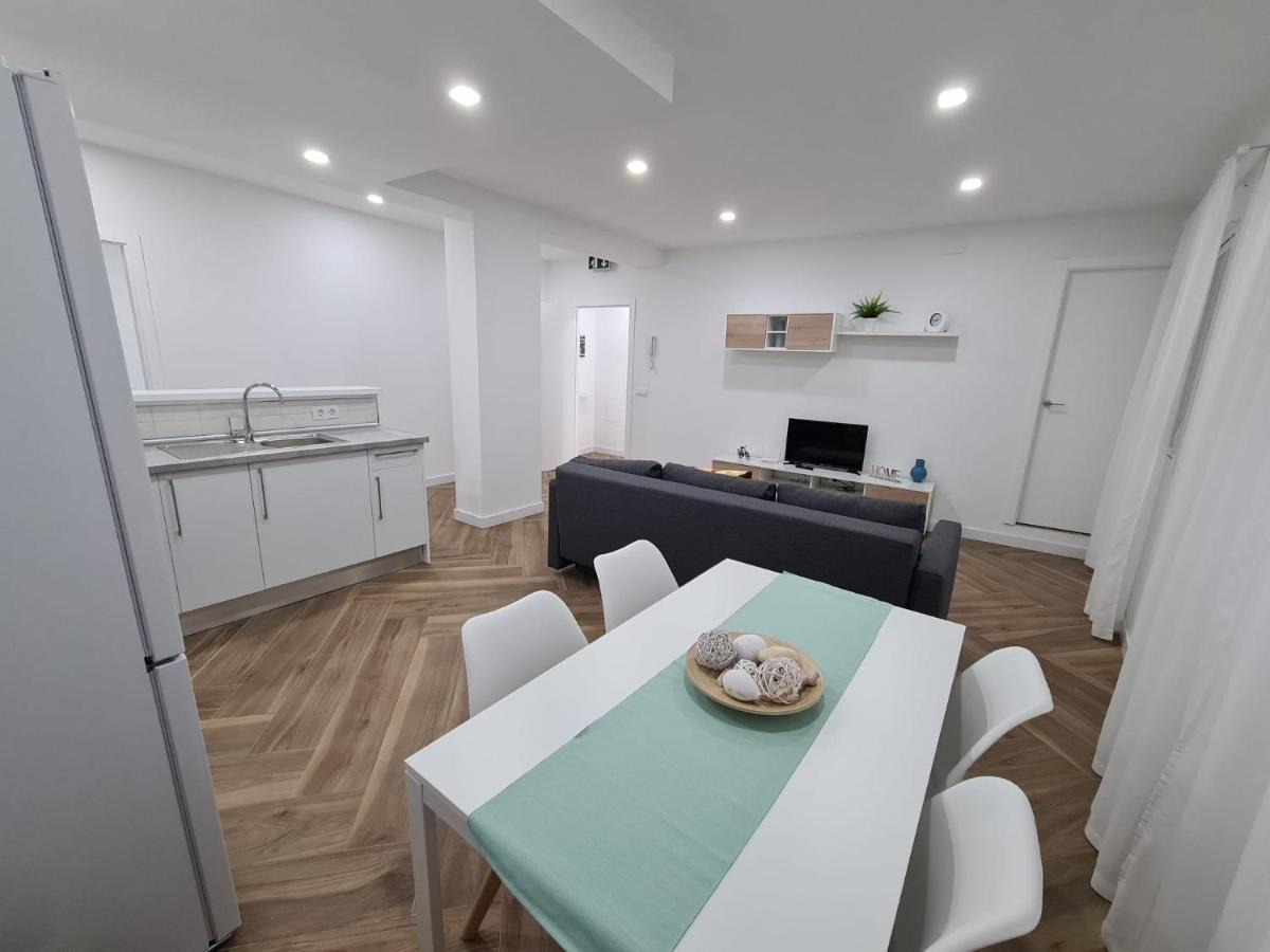 Apartamento Sevilla 3 H. Y Terraza Apartamento El Aral