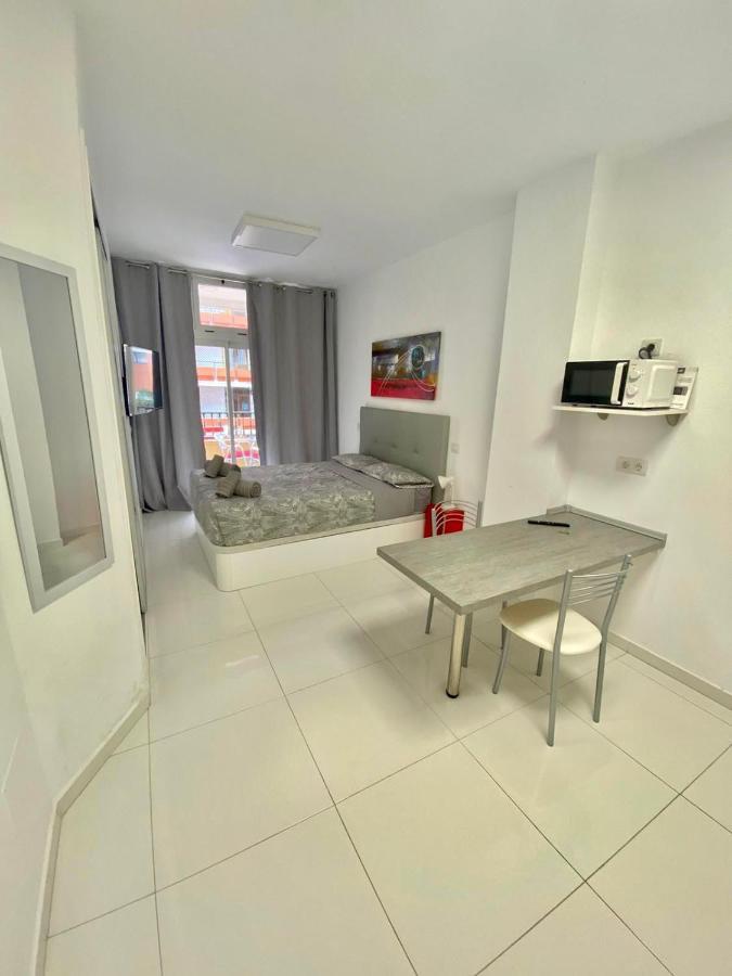 Modern Loft With Terrace In Pedestrian Street Next To Las Canteras Apartment *