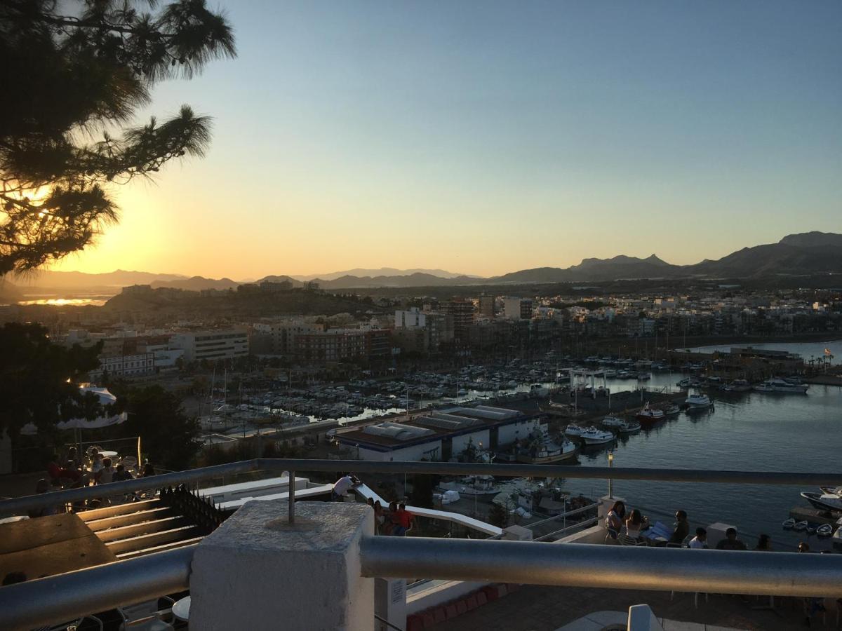 Villa Charming 2-bed In Camposol *