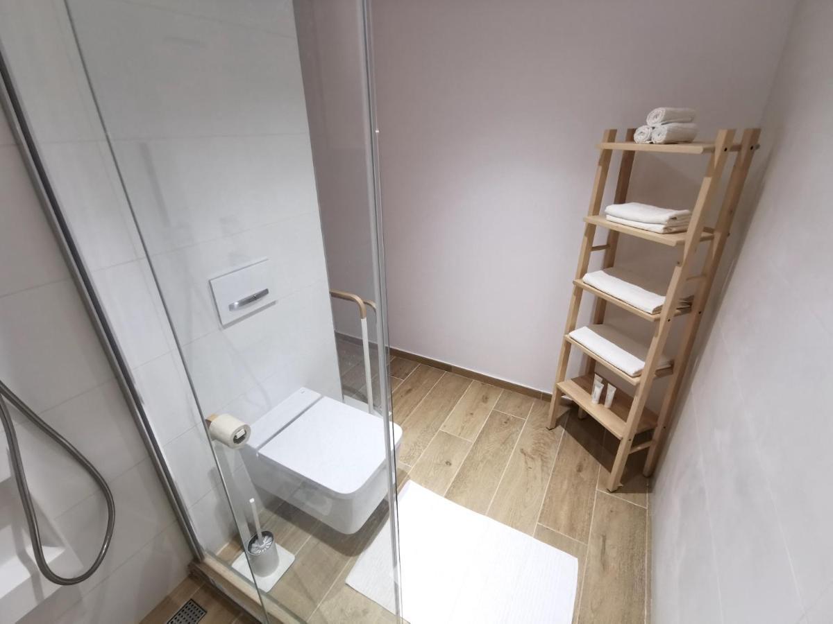 Apartamento Bright 2 Bedroom Golden Mile Next To Rdr225 Marbella