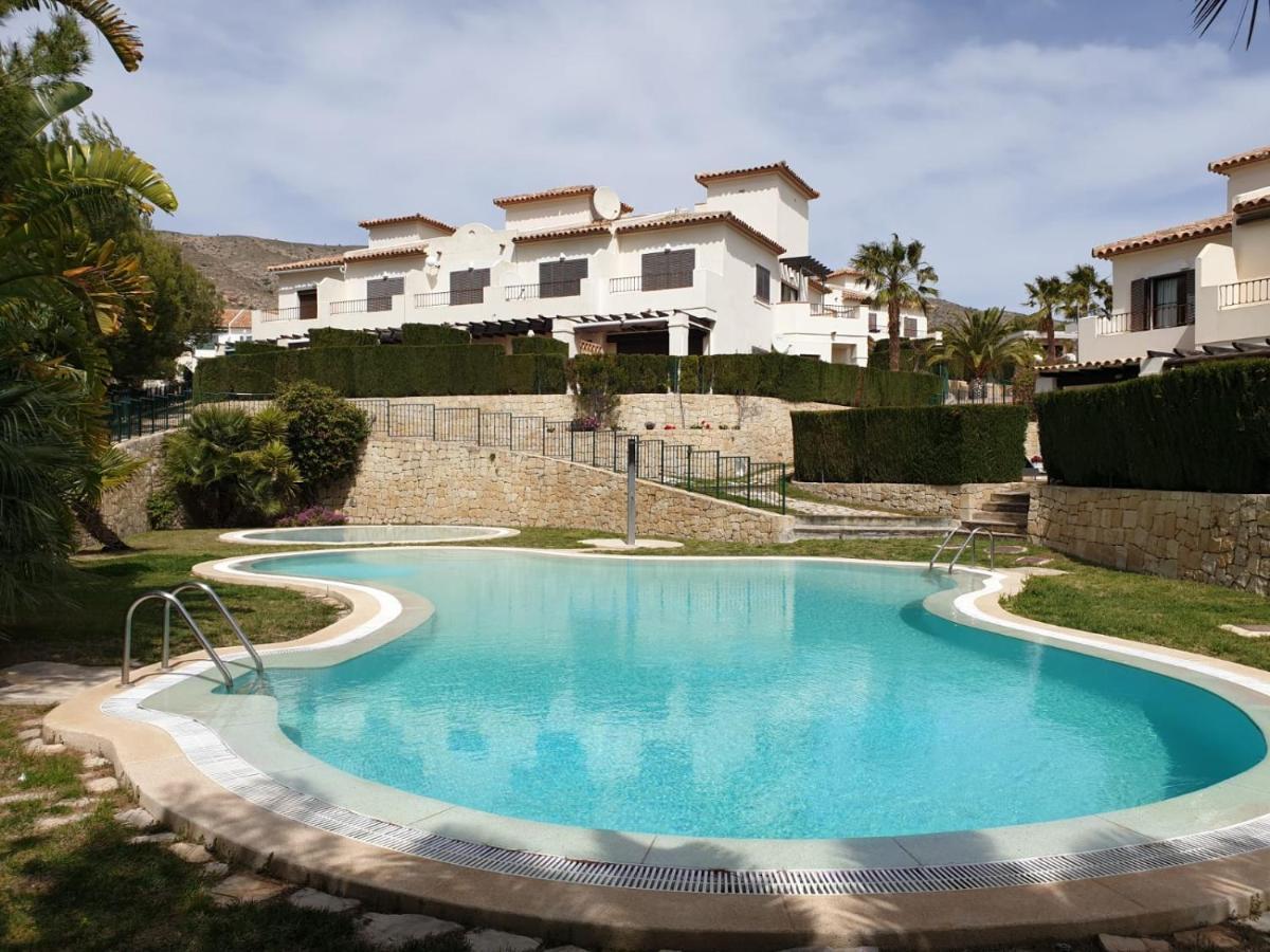 Adosado Olivos, Sierra Cortina Holiday home *