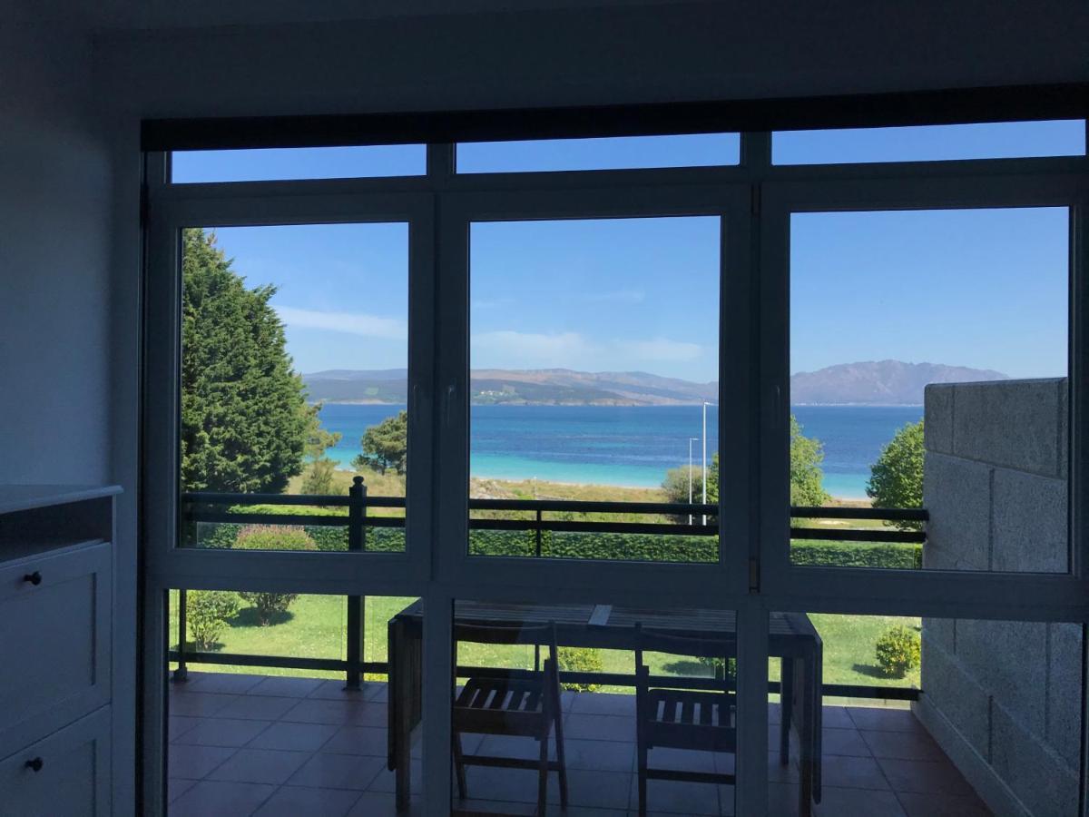 Apartamento Con Terraza Primera Linea De Playa Finisterre