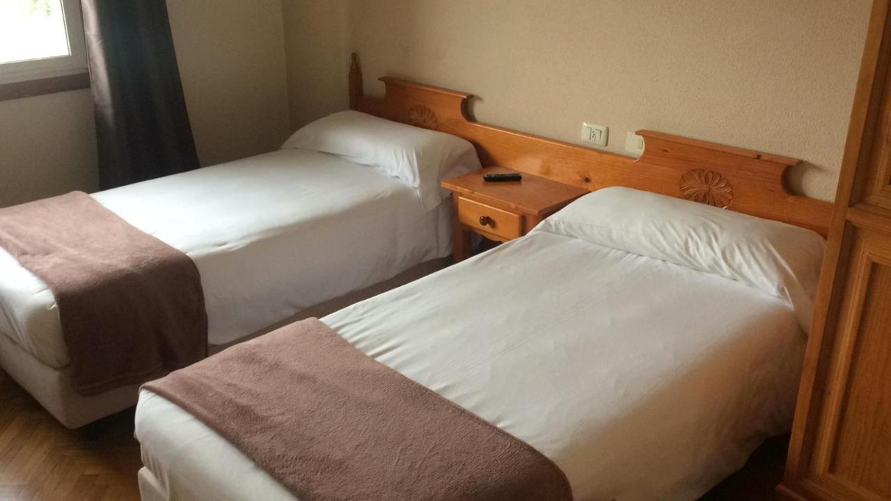 Telmo Hostal *