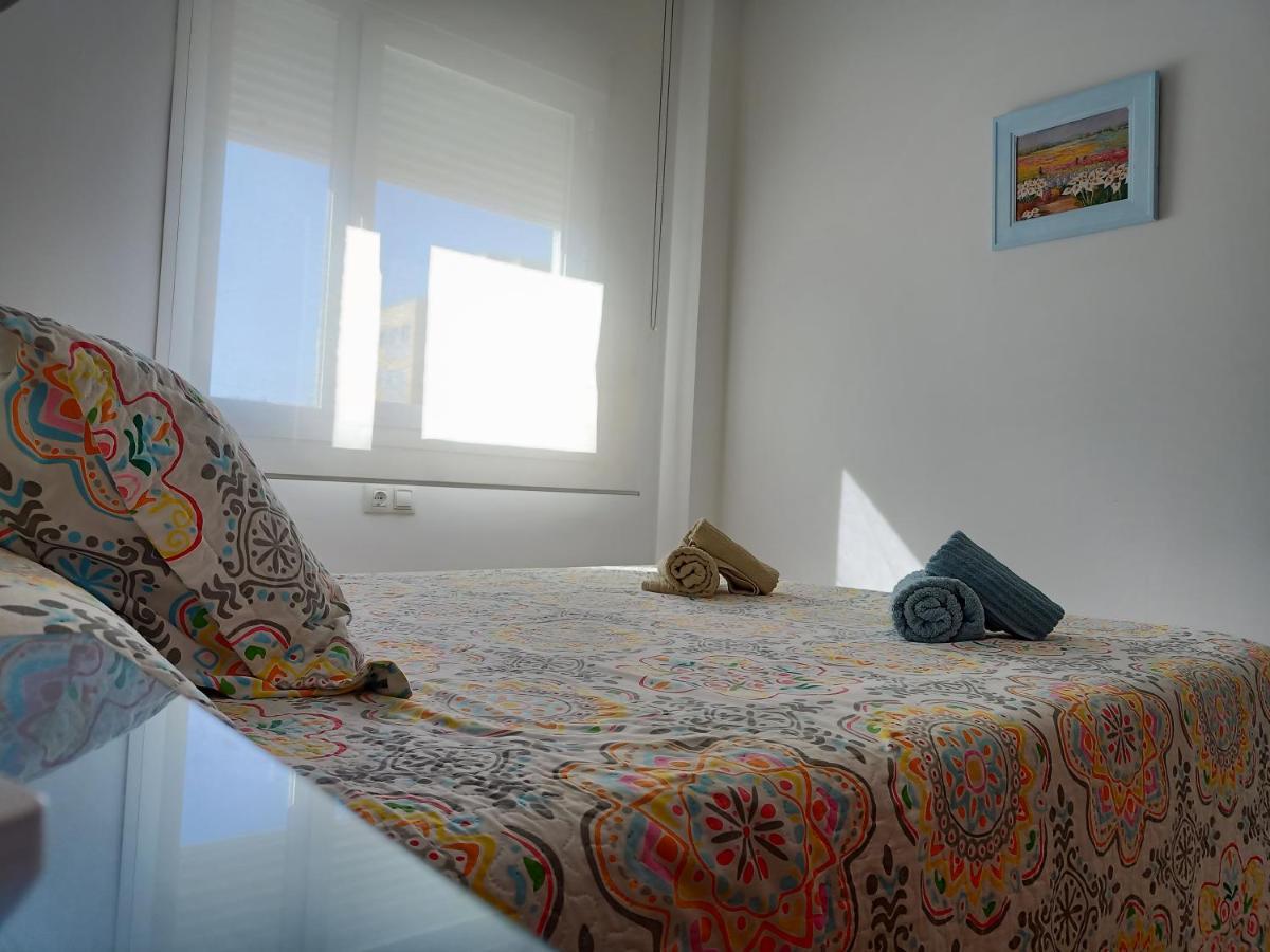 En La Bahía De Cádiz Con Zona Chill-out Y Wifi