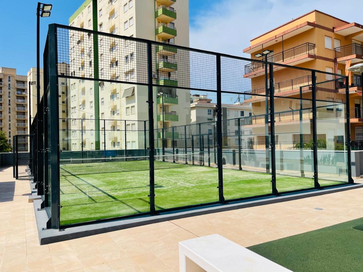 Nuevo Junto Al Mar Con Plaza De Garaje!! Perfecto Familias Apartment *