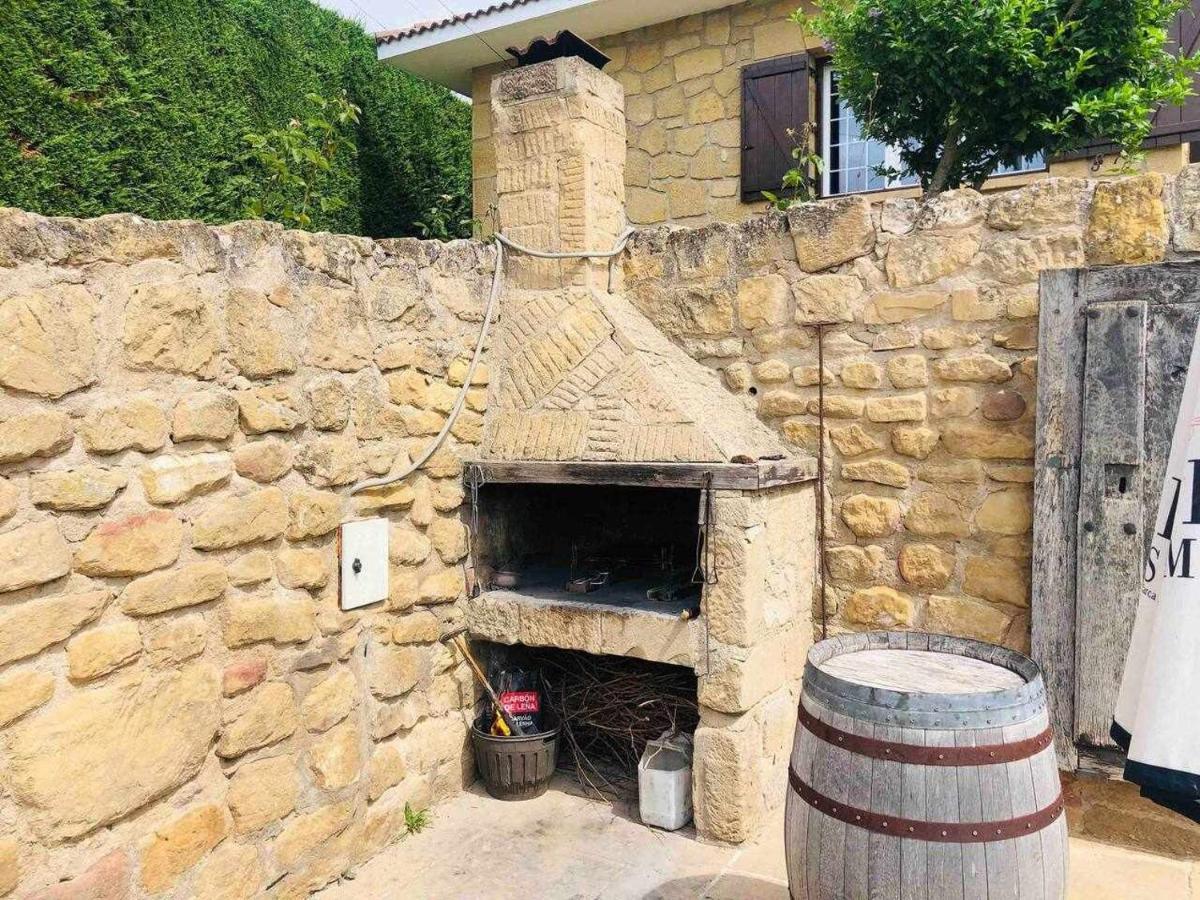 Sagastienea Con Piscina Y Tenis En La Rioja *