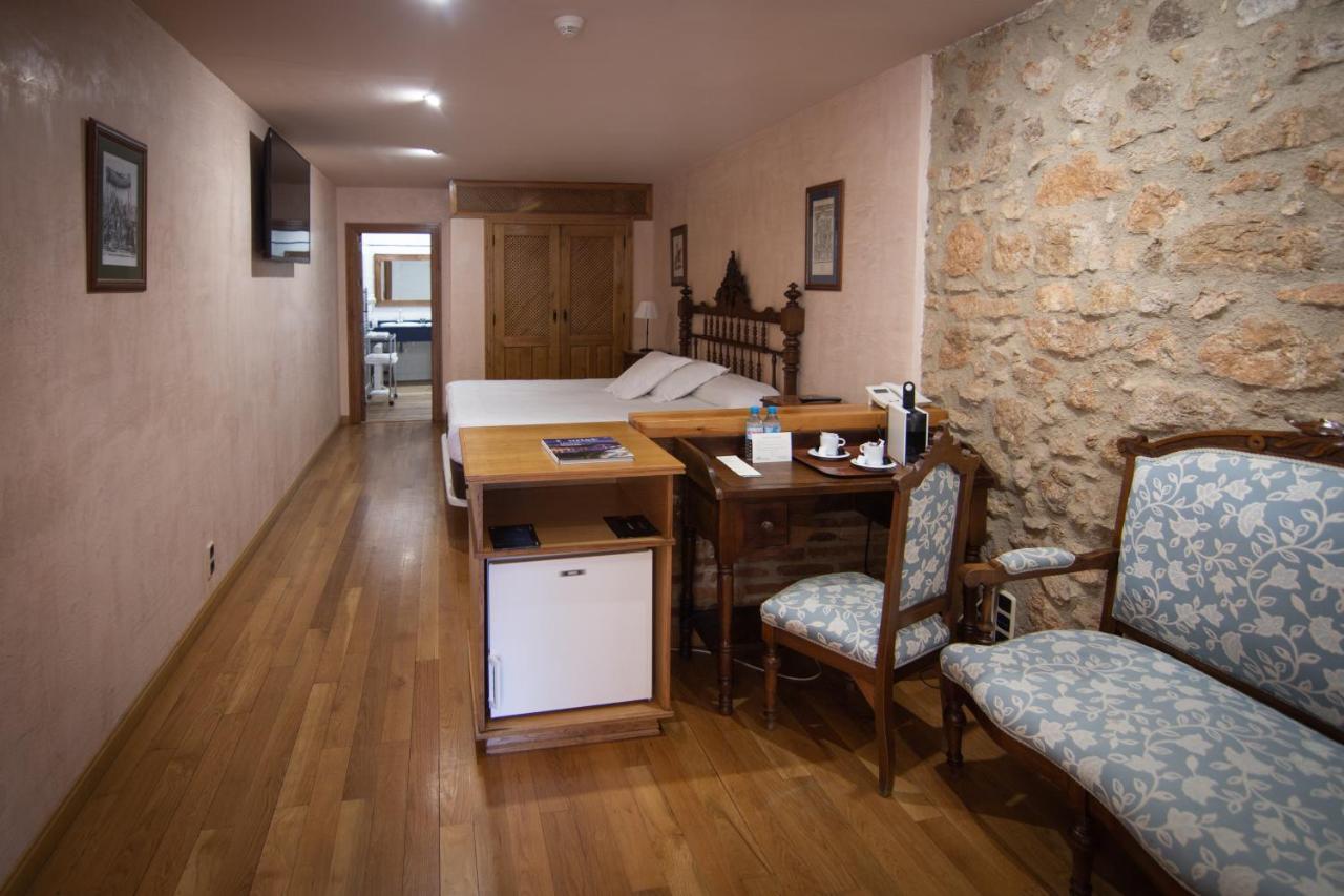 Hospedium Rural Abadia De Yuste Hotel Cuacos De Yuste