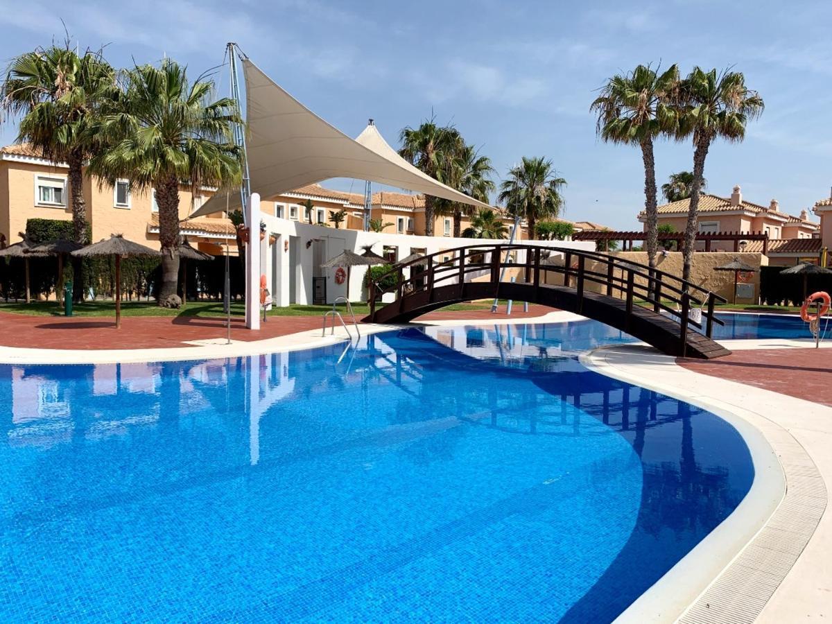 Marinas Sol - Tu Hogar Con Jardín Privado! Apartamento
