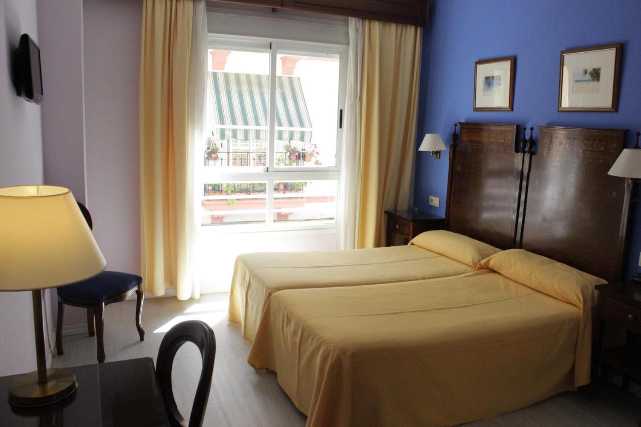 Iberia Plaza America Hotel