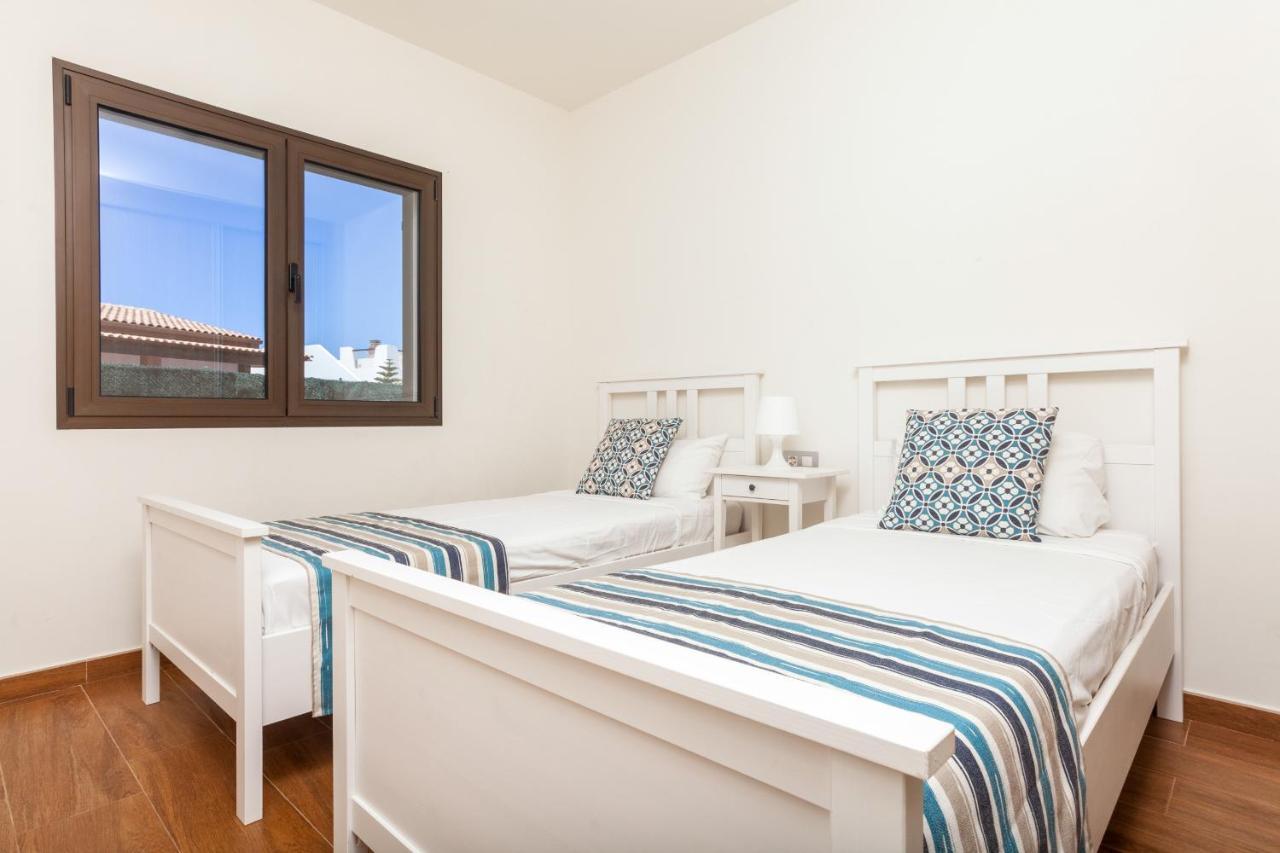 Villa Zafiro 13 Golf Private Pool By Holidays Caleta De Fuste