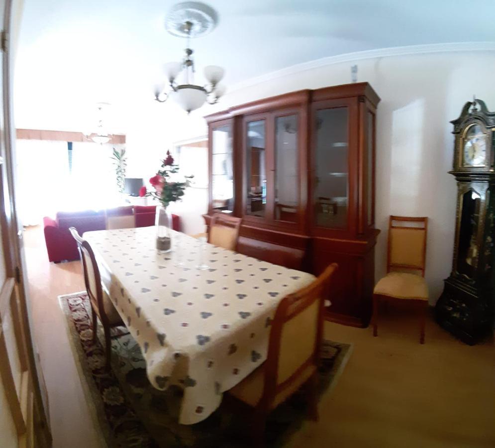 La Guardia Ll Apartment