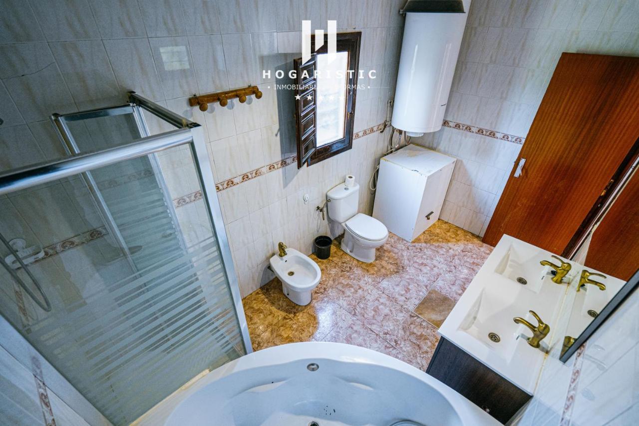 Сasa de vacaciones Casa Oasis 17 Pax Pool Jacuzzi Bbq *