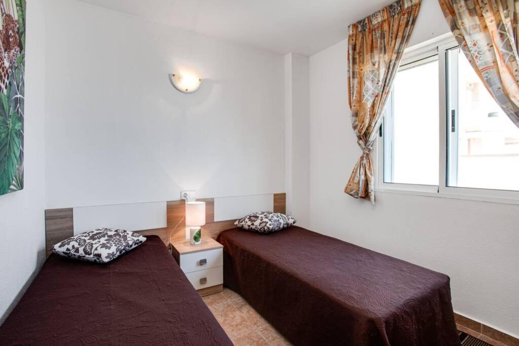 Apartamento Con Vista Al Mar - O&y 10 * Torrevieja