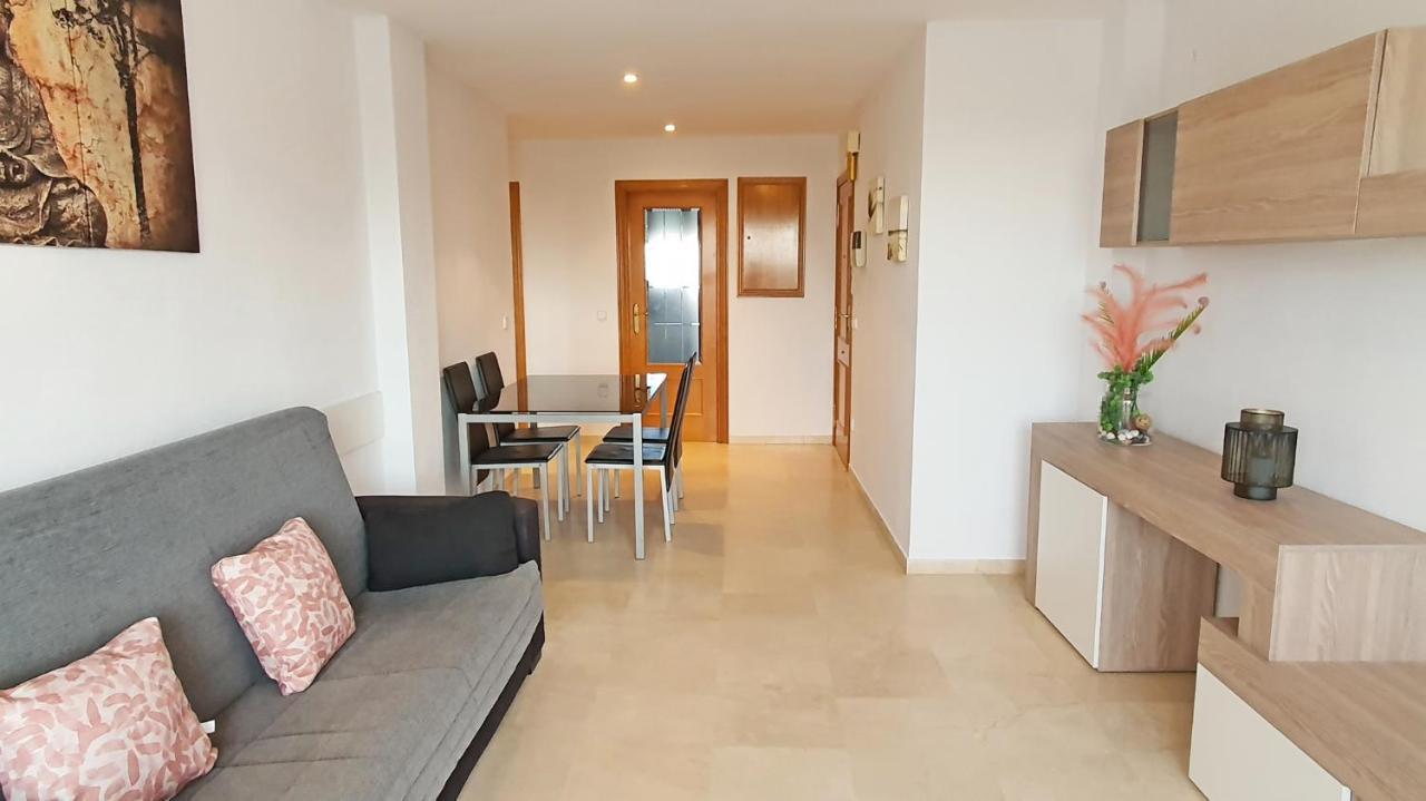 Apartamento Salinas - Solo Alquiler Familias Gandía