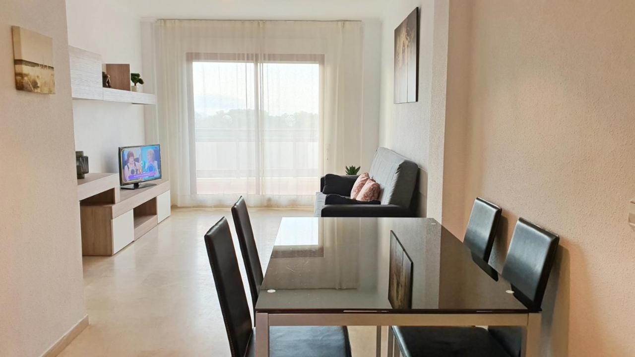 Salinas - Solo Alquiler Familias Apartamento
