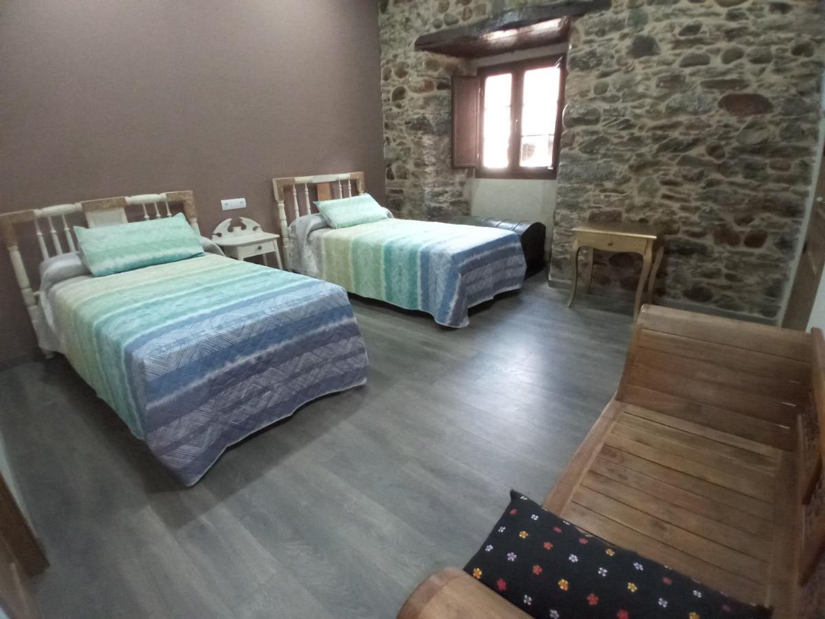 Hostal La Medina De *