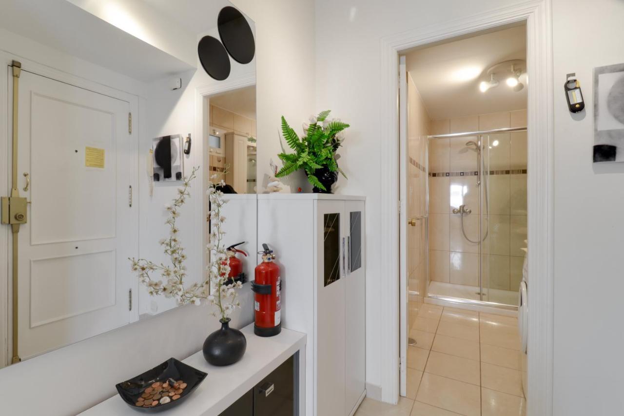 Apartment 2 Bedroom In Nerja