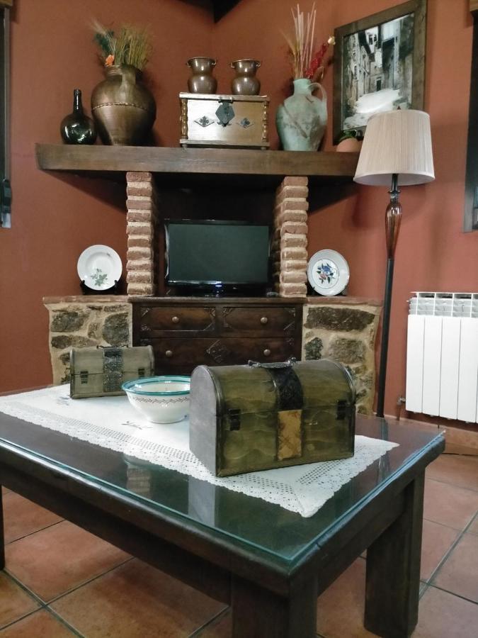 Laura Apartment Miranda del Castanar