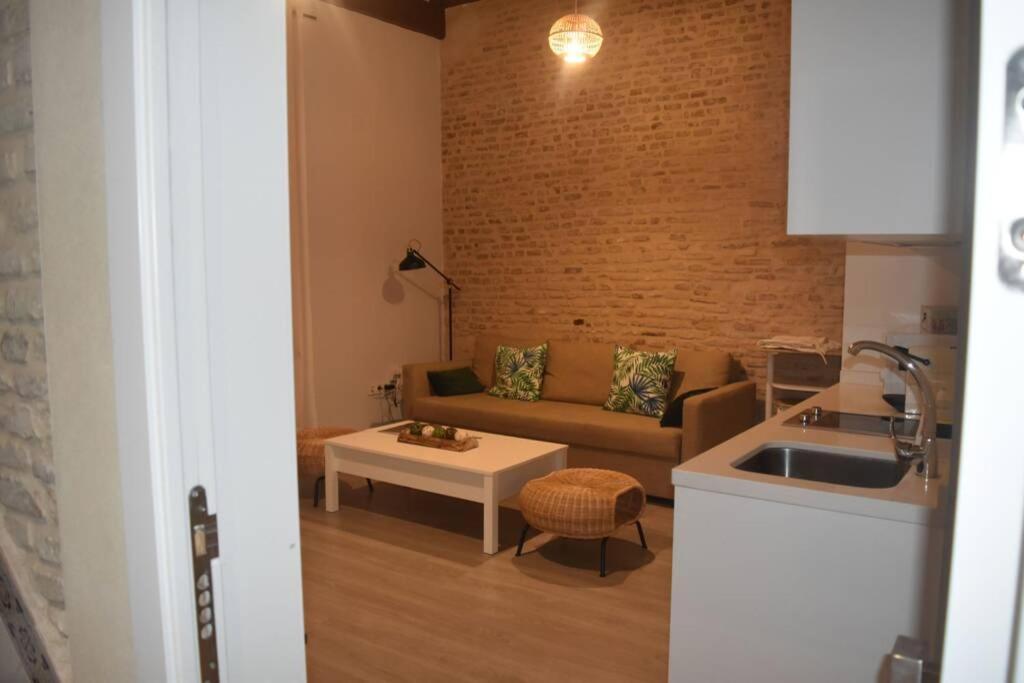 Encanto En La Maestranza, Pleno Centro De Apartamento